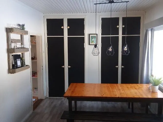 Inha House Lomamökit *